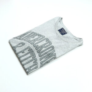 Abercrombie & Fitch férfi póló, világosszürke, feliratos, 100% pamut